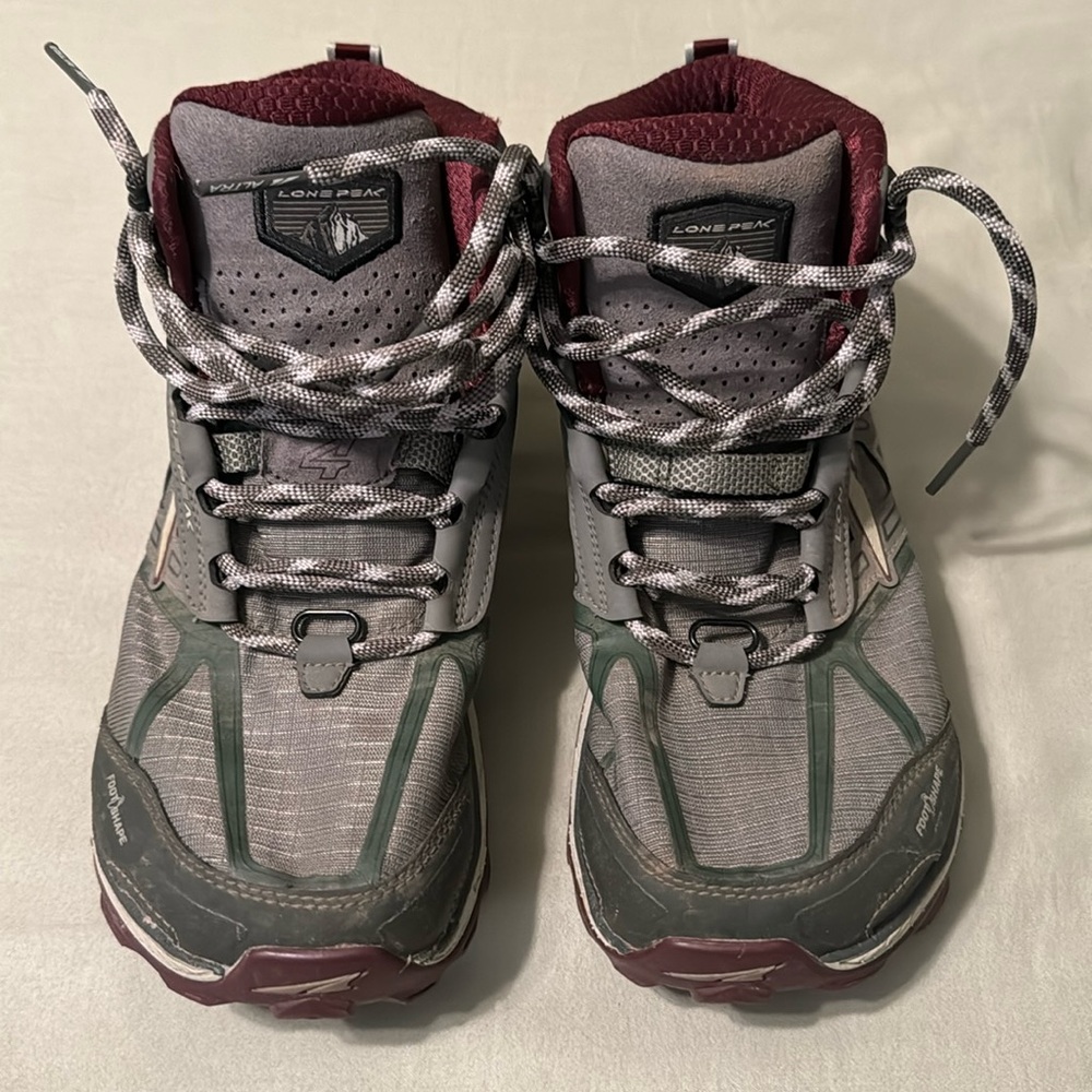Altra Lone Peak 4 Mid Mesh Women's Hiking Shoes - Gray & Burgundy
